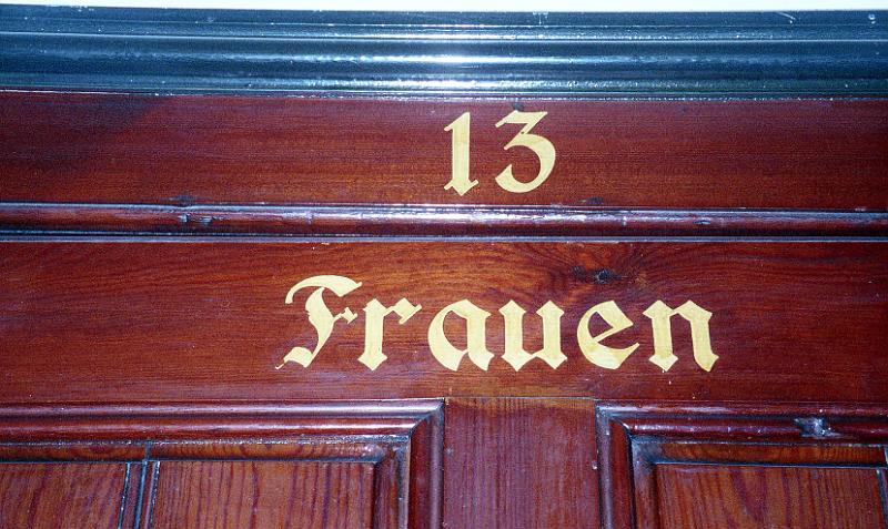 Tharandt, Rathaus, 17.11.1998 (2).jpg